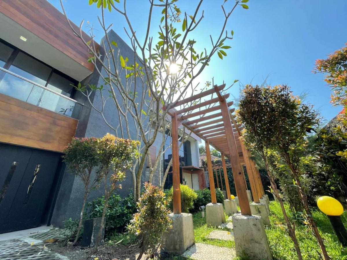 Villa Vila Bunda Cifor Bogor